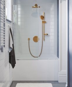 Voltaire 48"x32" Acrylic White, Alcove, Right Hand Drain, Apron Bathtub